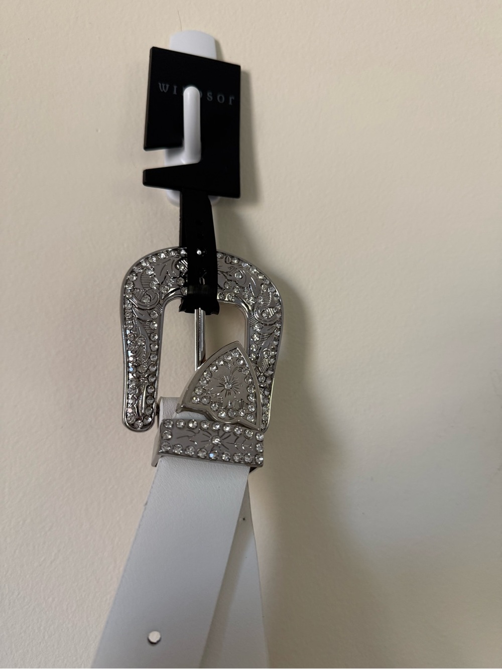 NWT Windsor Rhinestone Belt - Picture 3 of 3
